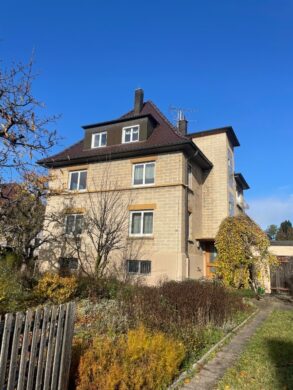 Stadthaus sucht begeisterungsfähige Familie, 70563 Stuttgart, Stadthaus